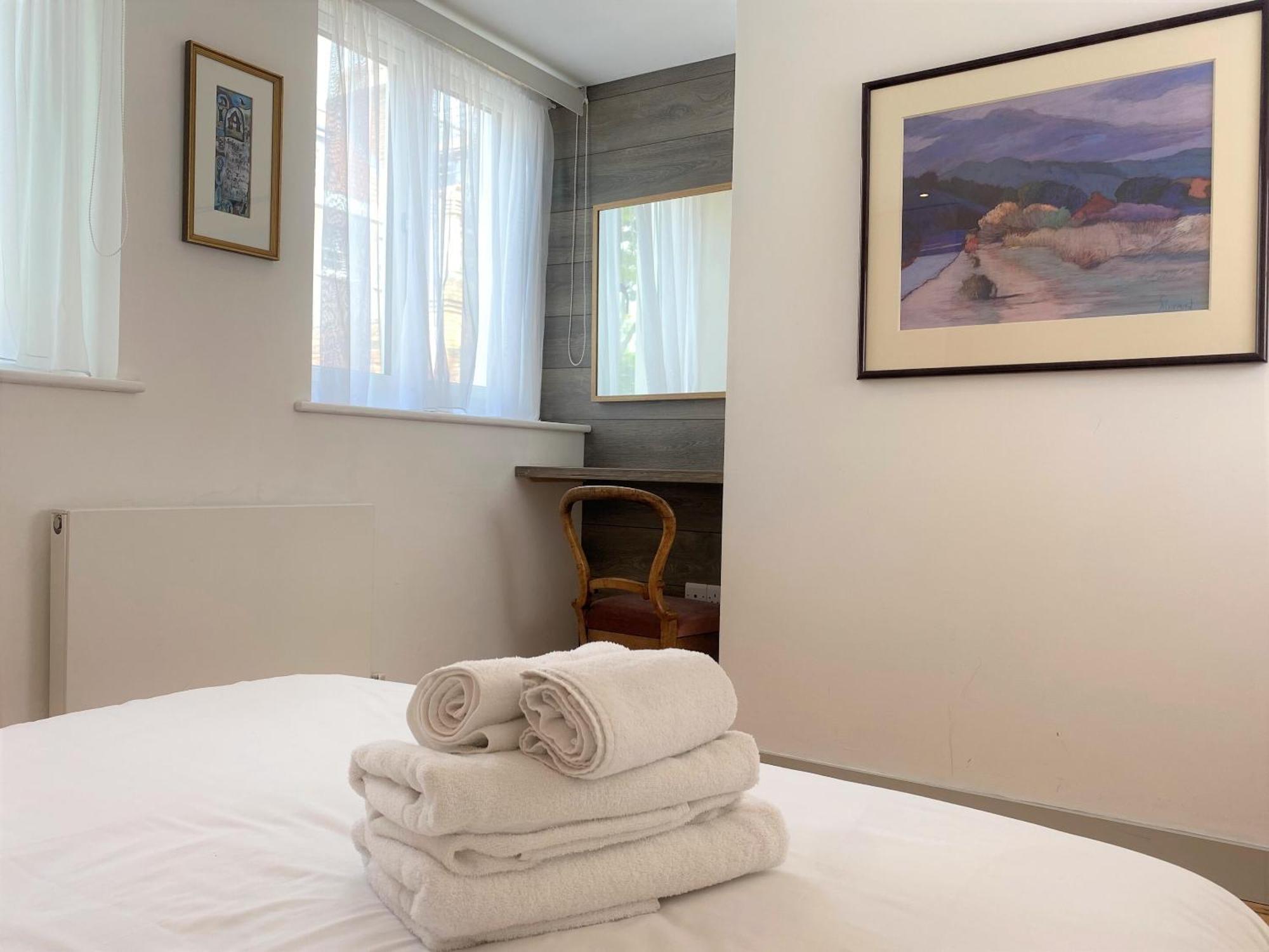 The Old Coach House: Luxury Harbourside Apartment ブリストル 部屋 写真